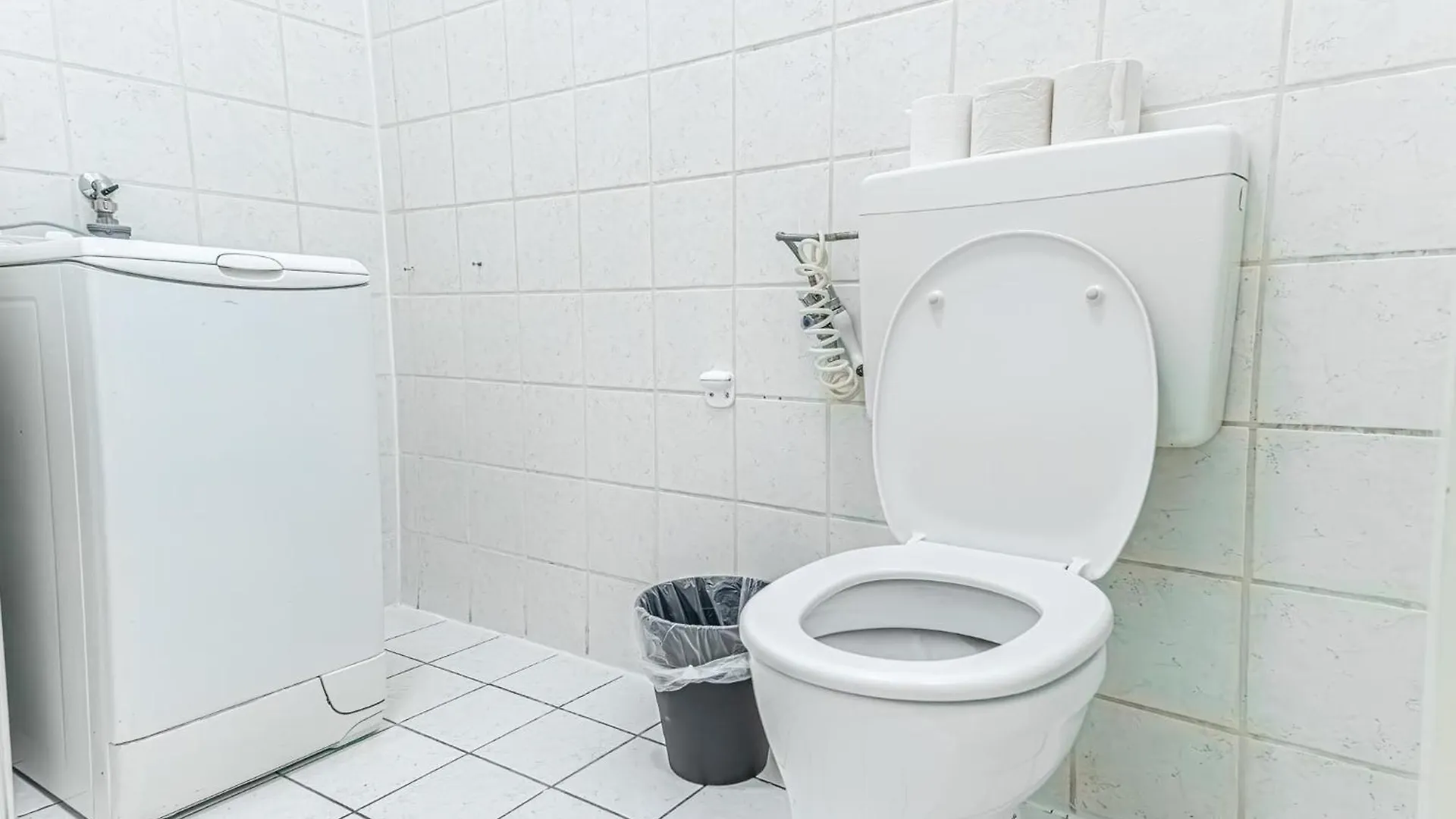 City-Linked 2Br Apartment Near Wiener Stadthalle 0*, ウィーン オーストリア
